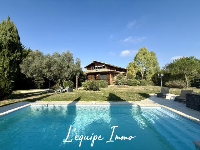 Maison 5 pièces 180 m²