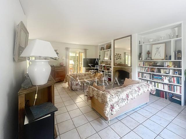 Maison 5 pièces 180 m²