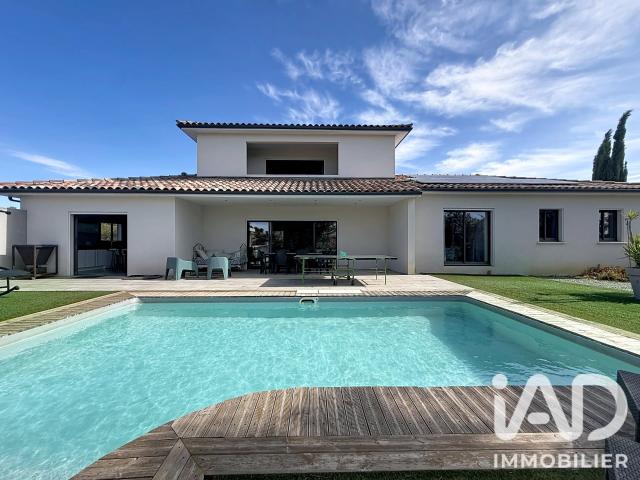 Maison 5 pièces 180 m²