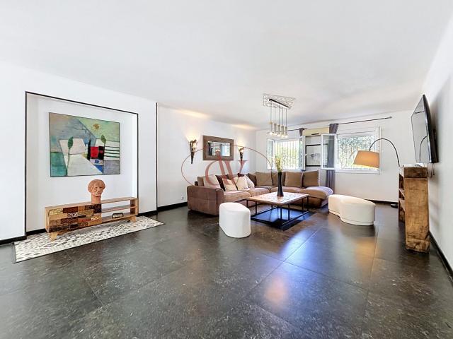 Maison 5 pièces 180 m²