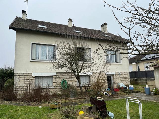 Maison 5 pièces 180 m²