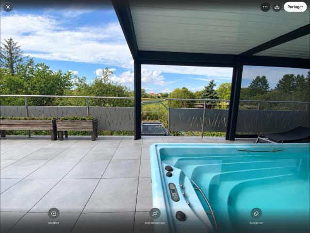 Maison 5 pièces 180 m²