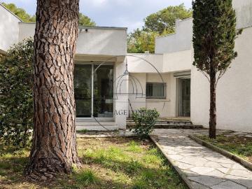 Maison 5 pièces 180 m²