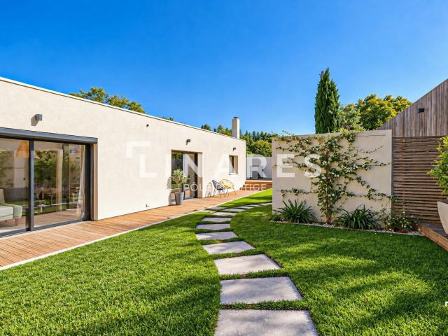 Maison 5 pièces 180 m²