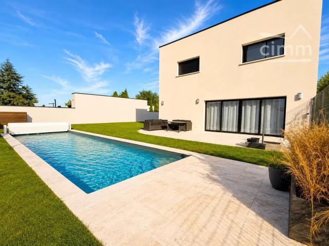 Maison 5 pièces 181 m²