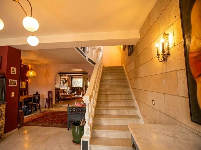 Maison 5 pièces 181 m²