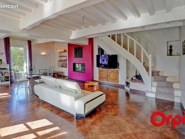 Maison 5 pièces 181 m²