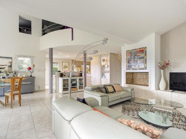 Maison 5 pièces 182 m²