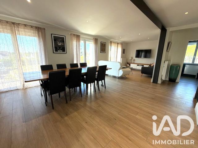 Maison 5 pièces 182 m²
