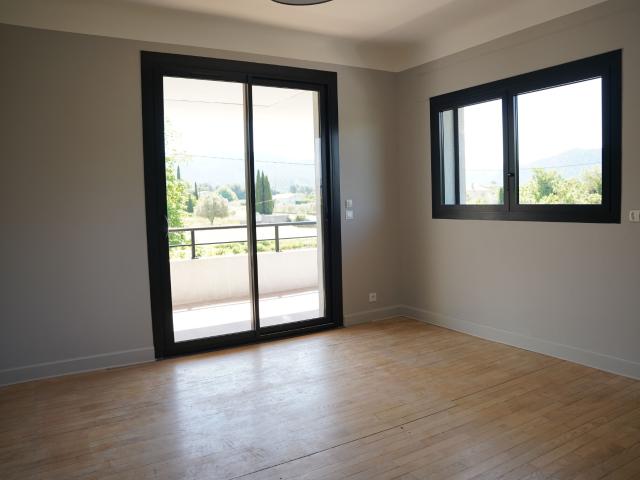 Maison 5 pièces, 182 m² à louer à Gémenos 13420