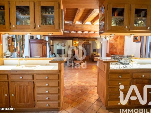 Maison 5 pièces 183 m²
