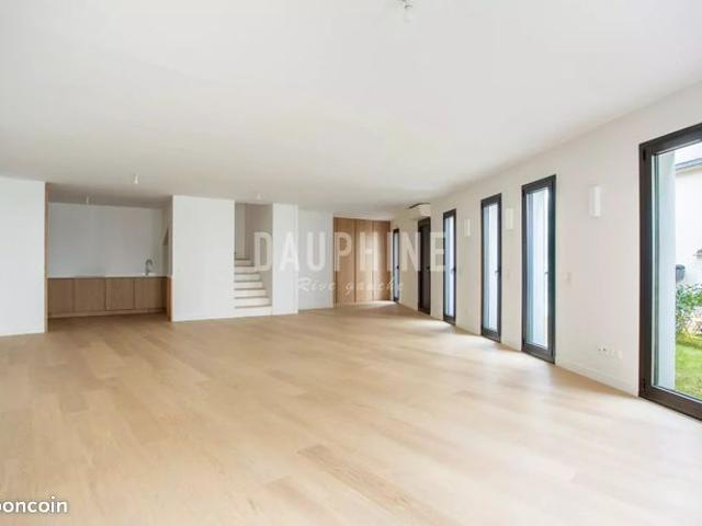 Maison 5 pièces 194 m²