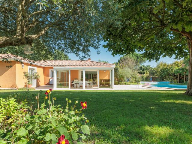 Maison 5 pièces 195 m²