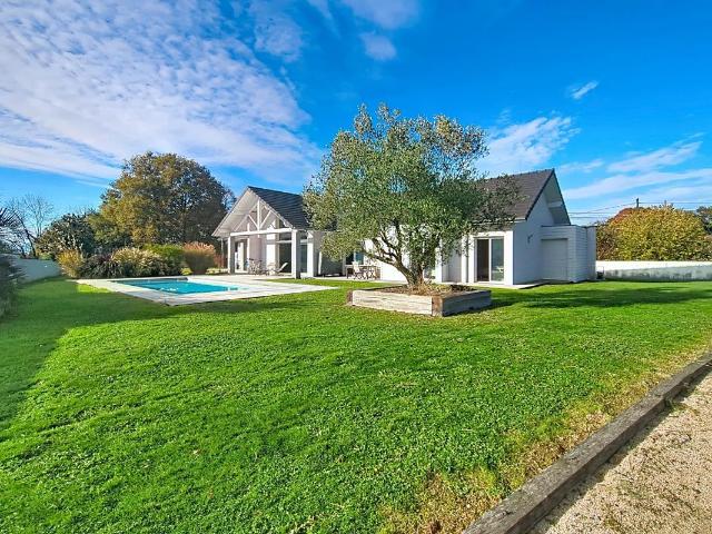 Maison 5 pièces 195 m²