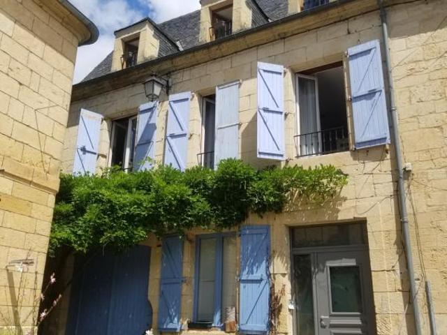 Maison 5 pièces 195 m²
