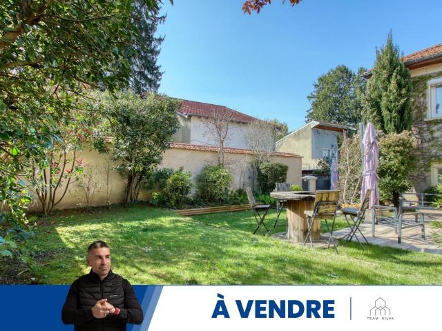 Maison 5 pièces 195 m²