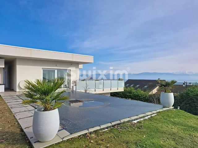 Maison 5 pièces 195 m²
