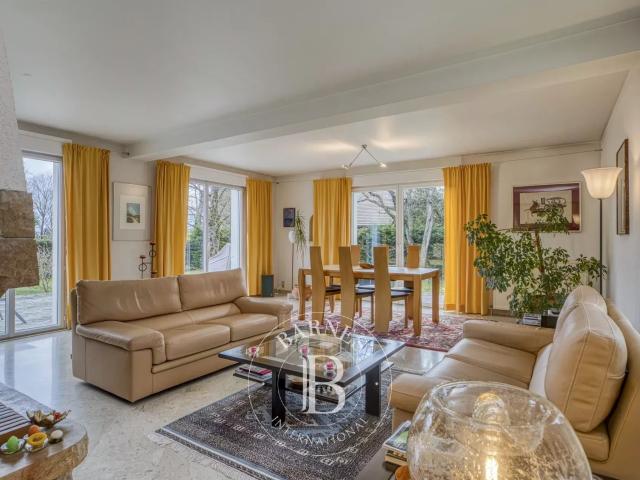 Maison 5 pièces 197 m²