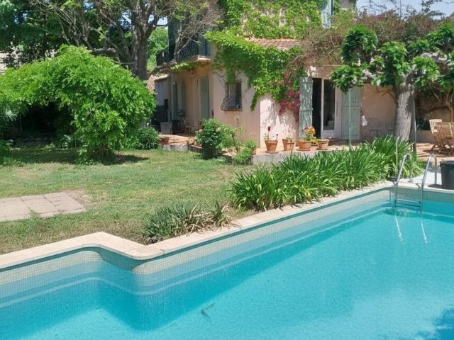 Maison 5 pièces 197 m²