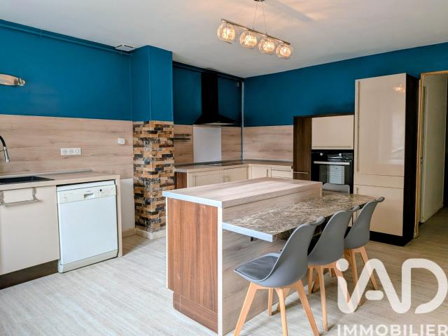 Maison 5 pièces 198 m²