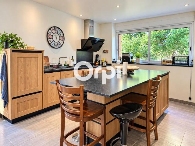 Maison 5 pièces 190 m²