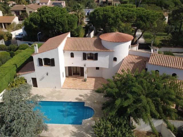 Maison 5 pièces 190 m²