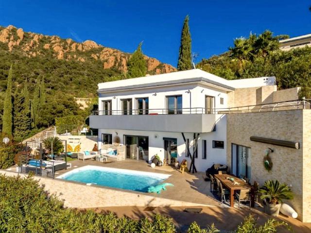 Maison 5 pièces 175 m²