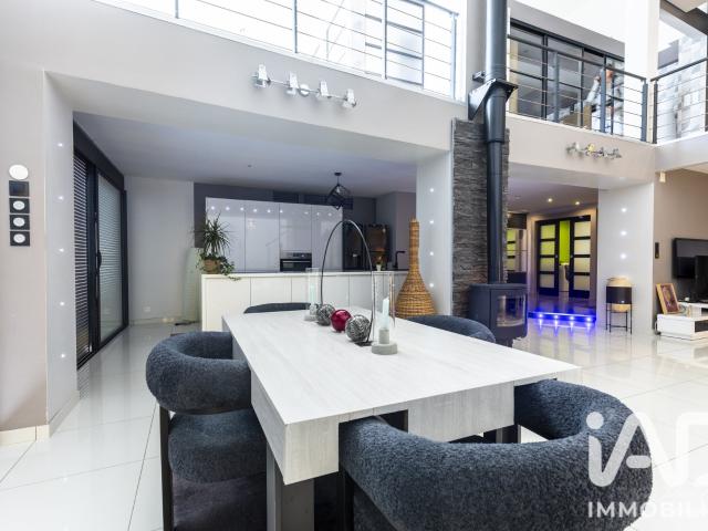 Maison 5 pièces 190 m²