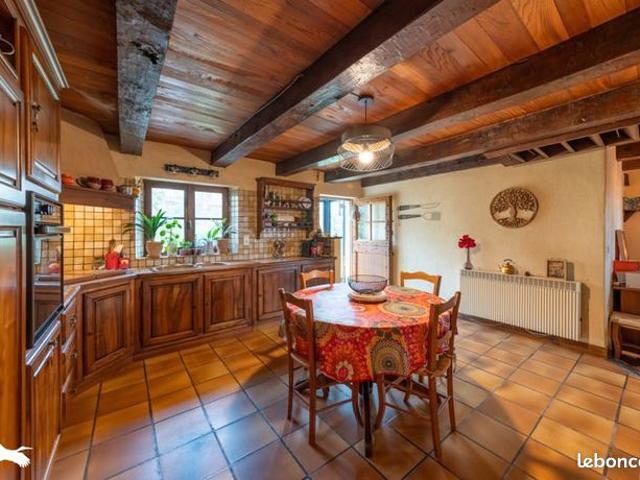 Maison 5 pièces 190 m²