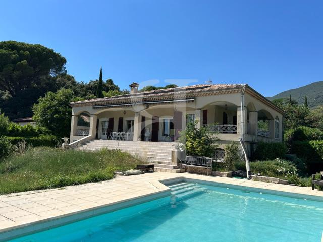 Maison 5 pièces 190 m²