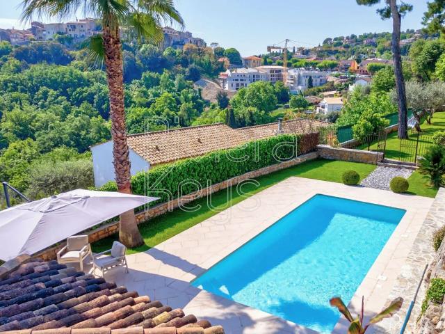 Maison 5 pièces 190 m²