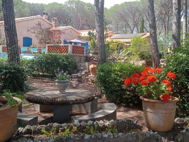 Maison 5 pièces, 190 m² à louer à Saint Raphaël 83530