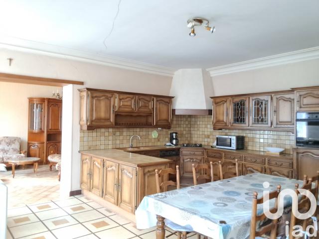 Maison 5 pièces 192 m²