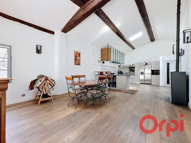 Maison 5 pièces 192 m²