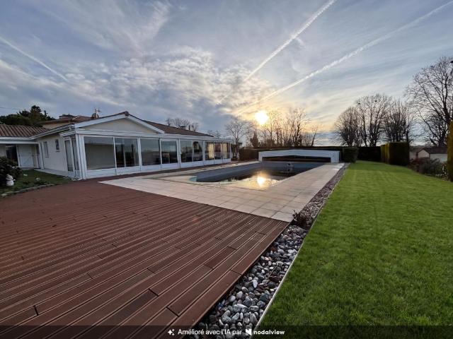 Maison 5 pièces 192 m²