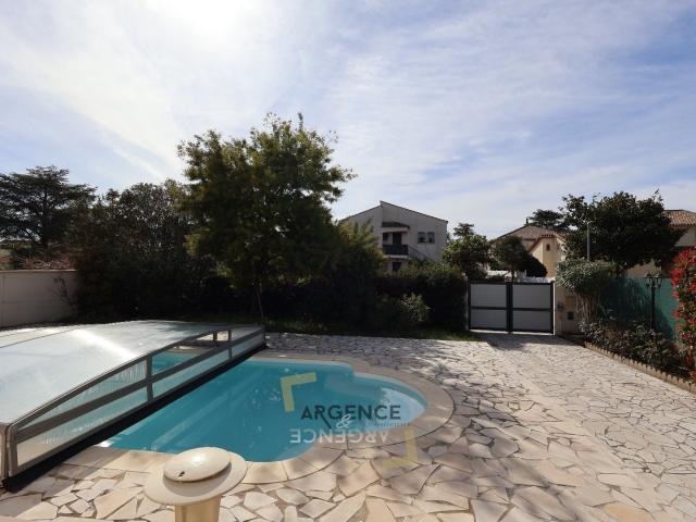 Maison 5 pièces 193 m²