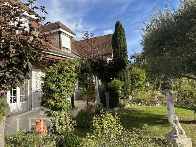 Maison 5 pièces 193 m²