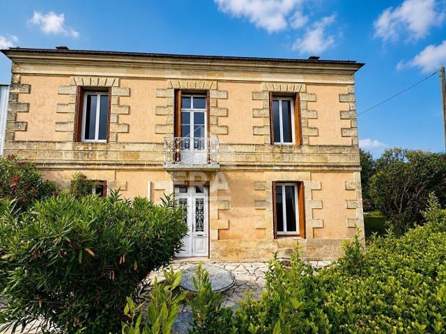 Maison 5 pièces 204 m²