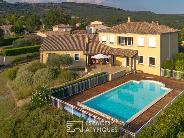 Maison 5 pièces 204 m²
