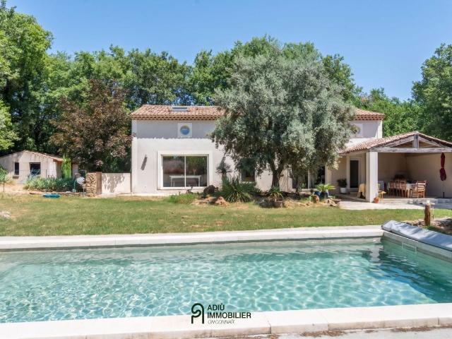 Maison 5 pièces 204 m²