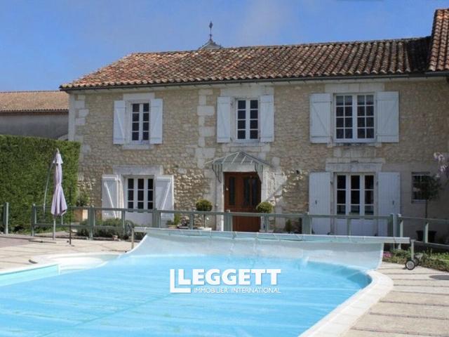 Maison 5 pièces 204 m²