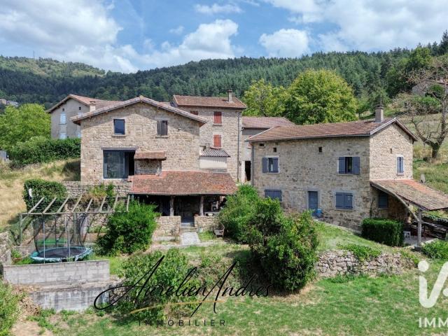 Maison 5 pièces 205 m²