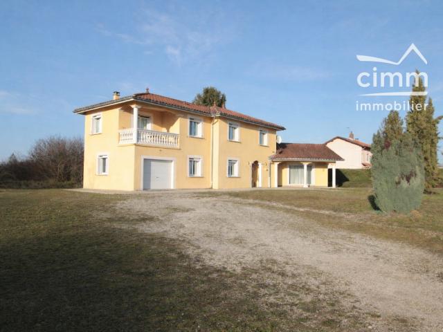 Maison 5 pièces 205 m²
