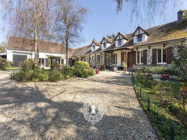 Maison 5 pièces 205 m²