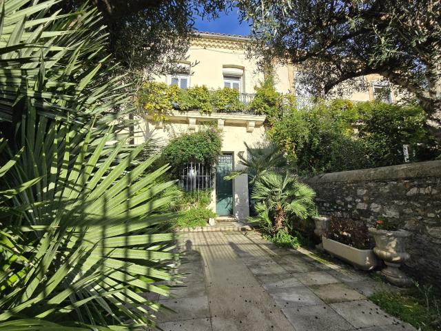 Maison 5 pièces 206 m²