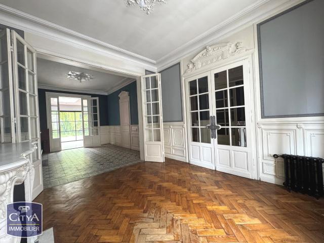Maison 5 pièces 207 m²