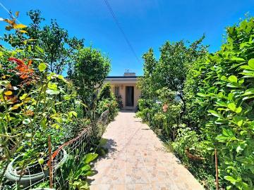 Maison 5 pièces 208 m²
