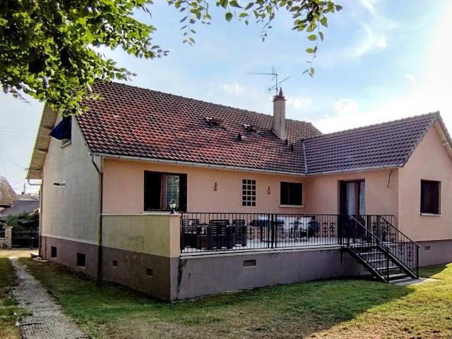 Maison 5 pièces 208 m²
