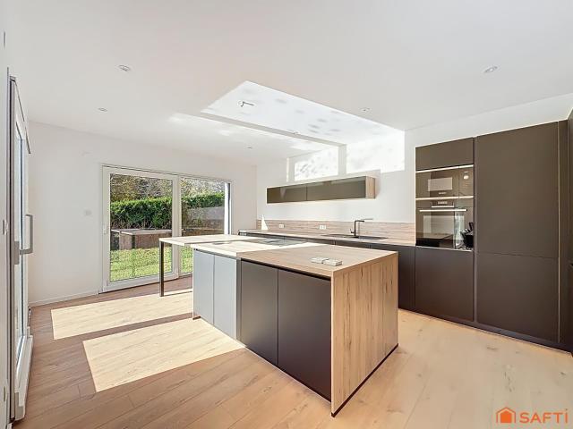 Maison 5 pièces 208 m²