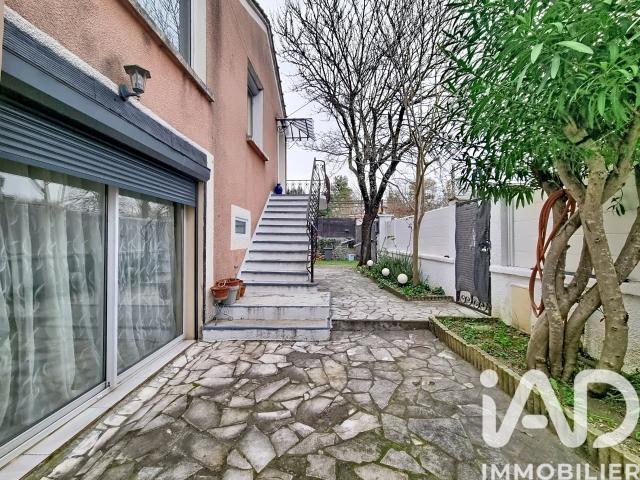 Maison 5 pièces 208 m²
